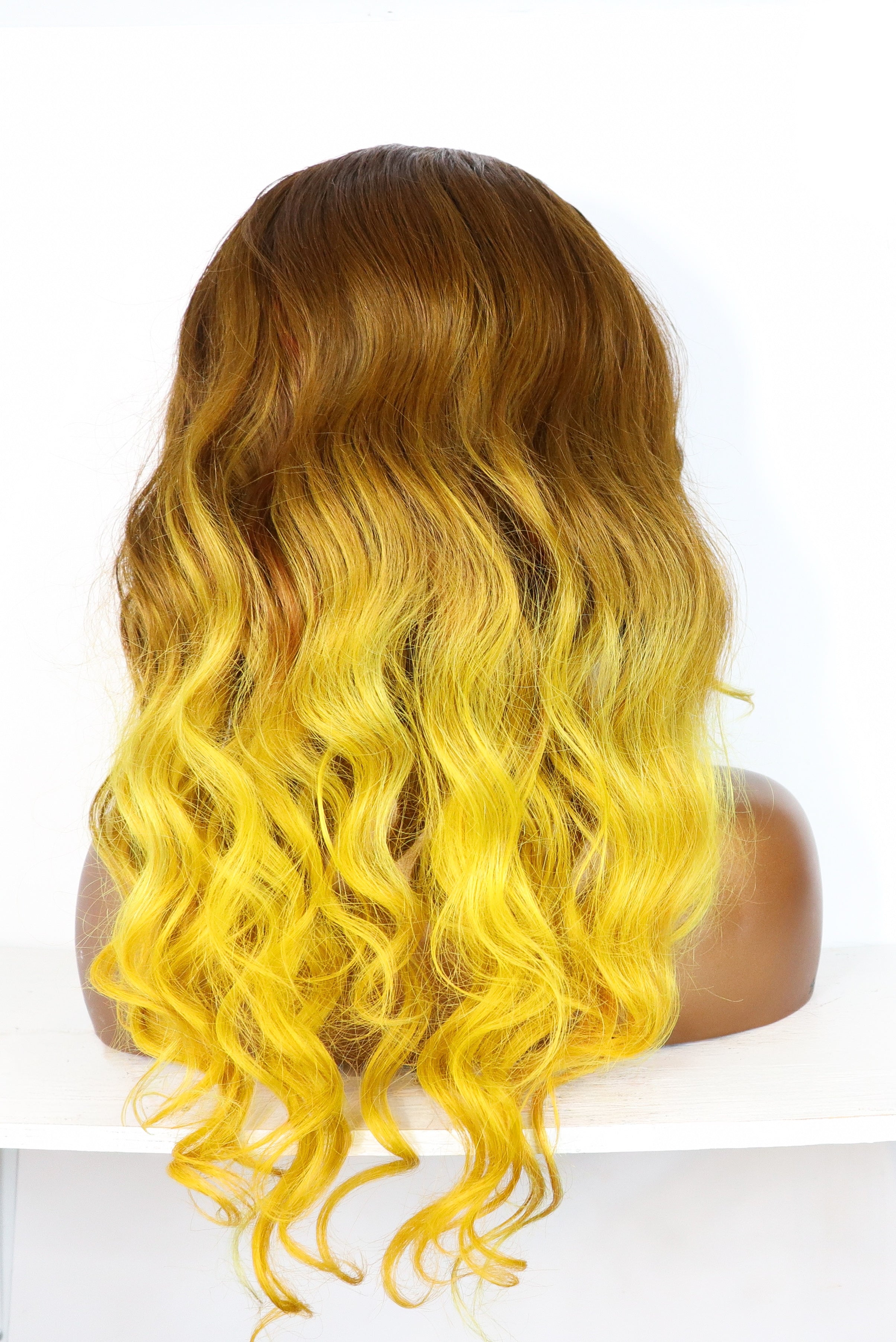 GOLDEN GLO
