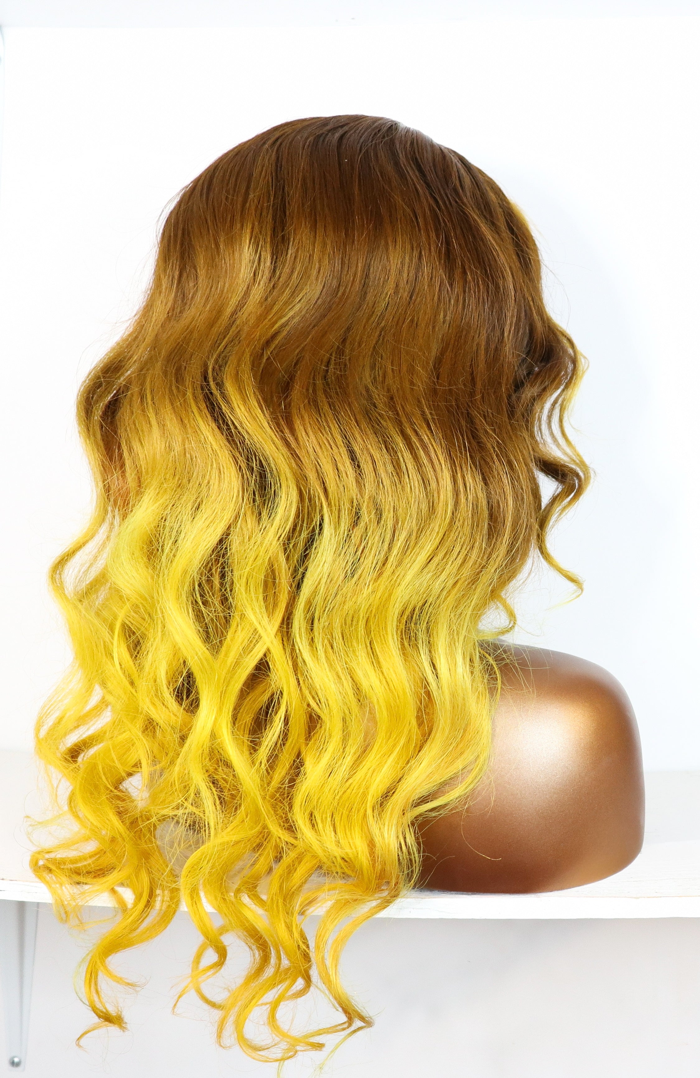 GOLDEN GLO
